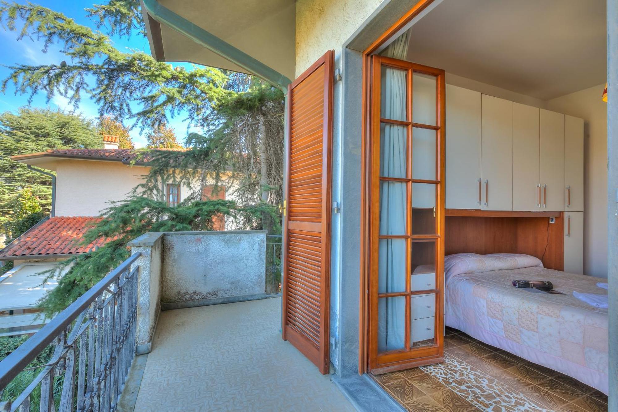 Casa Maddalena Al Mare 600M From Sea - Happy Rentals مارينا دي بييتراسانْت المظهر الخارجي الصورة