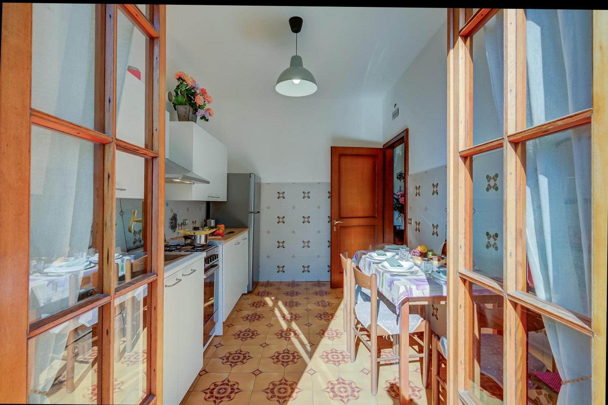 Casa Maddalena Al Mare 600M From Sea - Happy Rentals مارينا دي بييتراسانْت المظهر الخارجي الصورة