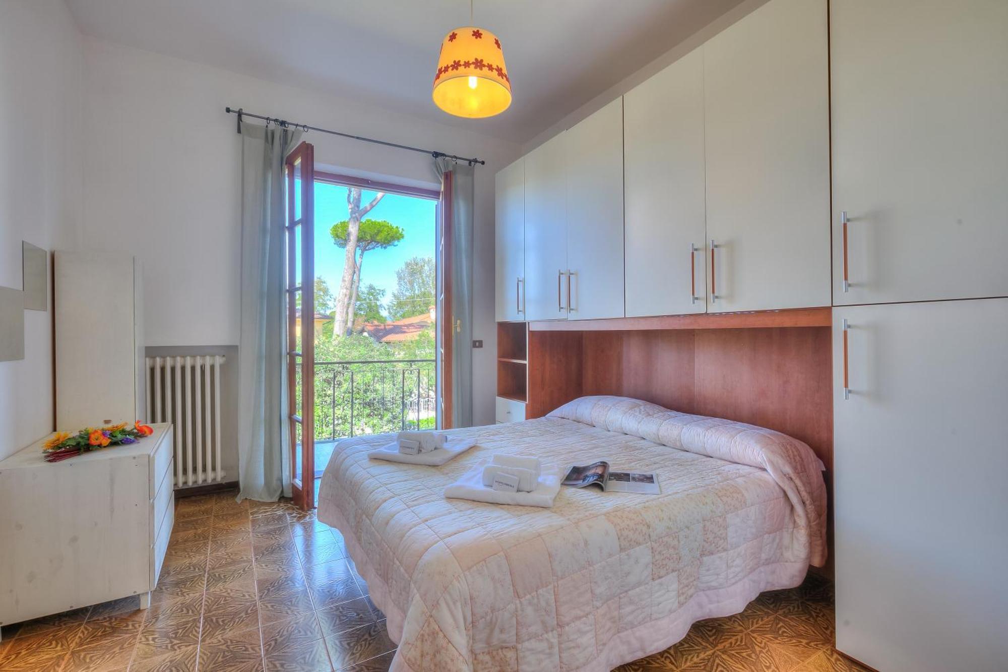 Casa Maddalena Al Mare 600M From Sea - Happy Rentals مارينا دي بييتراسانْت المظهر الخارجي الصورة